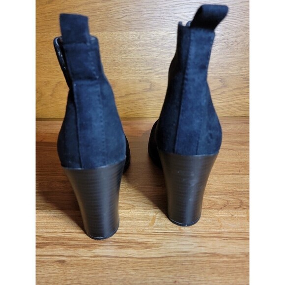 Charlotte Russe Cassidy Slip On Ankle Boots - Picture 4 of 11